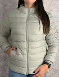 Jaqueta Puffer Feminina Light – Conforto e Elegância